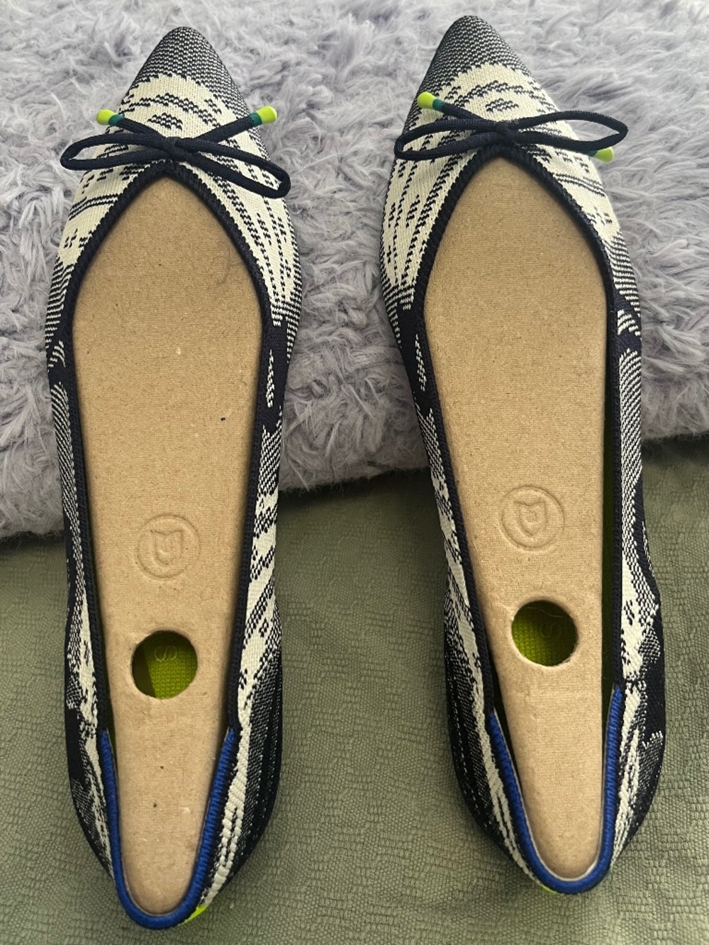 Rothy's Navy Print "The Point," 8.5